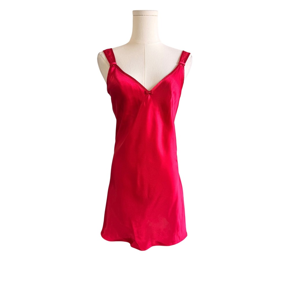Halston Red Satin Heart Embroidered Strap Chemise Nightgown Large